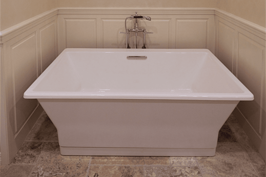 Large Rectangle Bathtub in Alcove in Wall