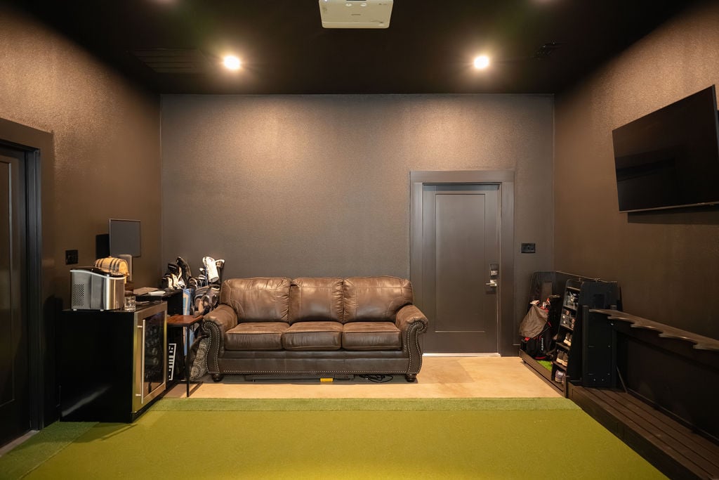 Wichita Falls Golf Simulator Room
