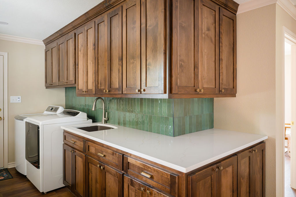 Wichita Falls ADU Kitchenette & Laundry
